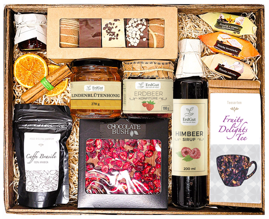 LARGE GIFT BASKET, GIFT, SOUVENIR, HONEY, TEA, COFFEE, CHOCOLATE, DELICACIES